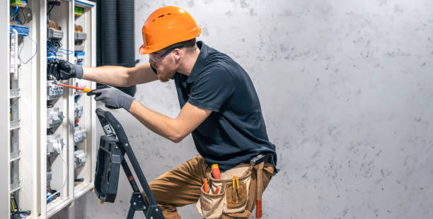 Best Circuit Breaker Repair  in Roscoe, IL